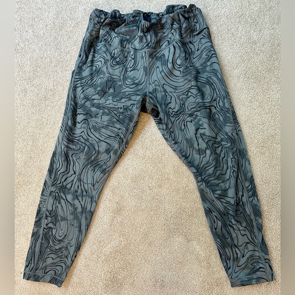 Athleta Pants - Athleta 7/8 length‎ legging